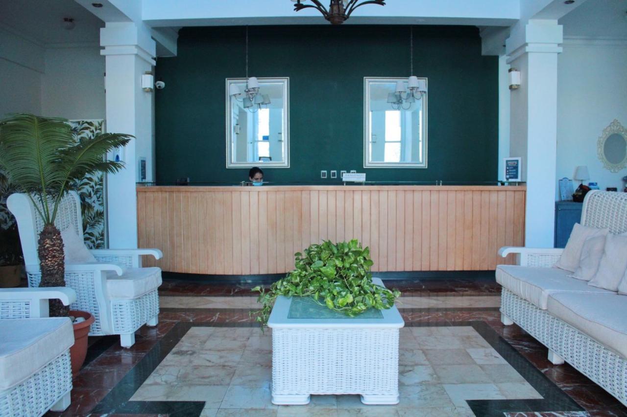 Green Coast Hotel ปุนตากานา ภายนอก รูปภาพ