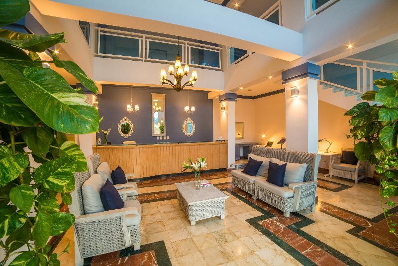 Green Coast Hotel ปุนตากานา ภายนอก รูปภาพ